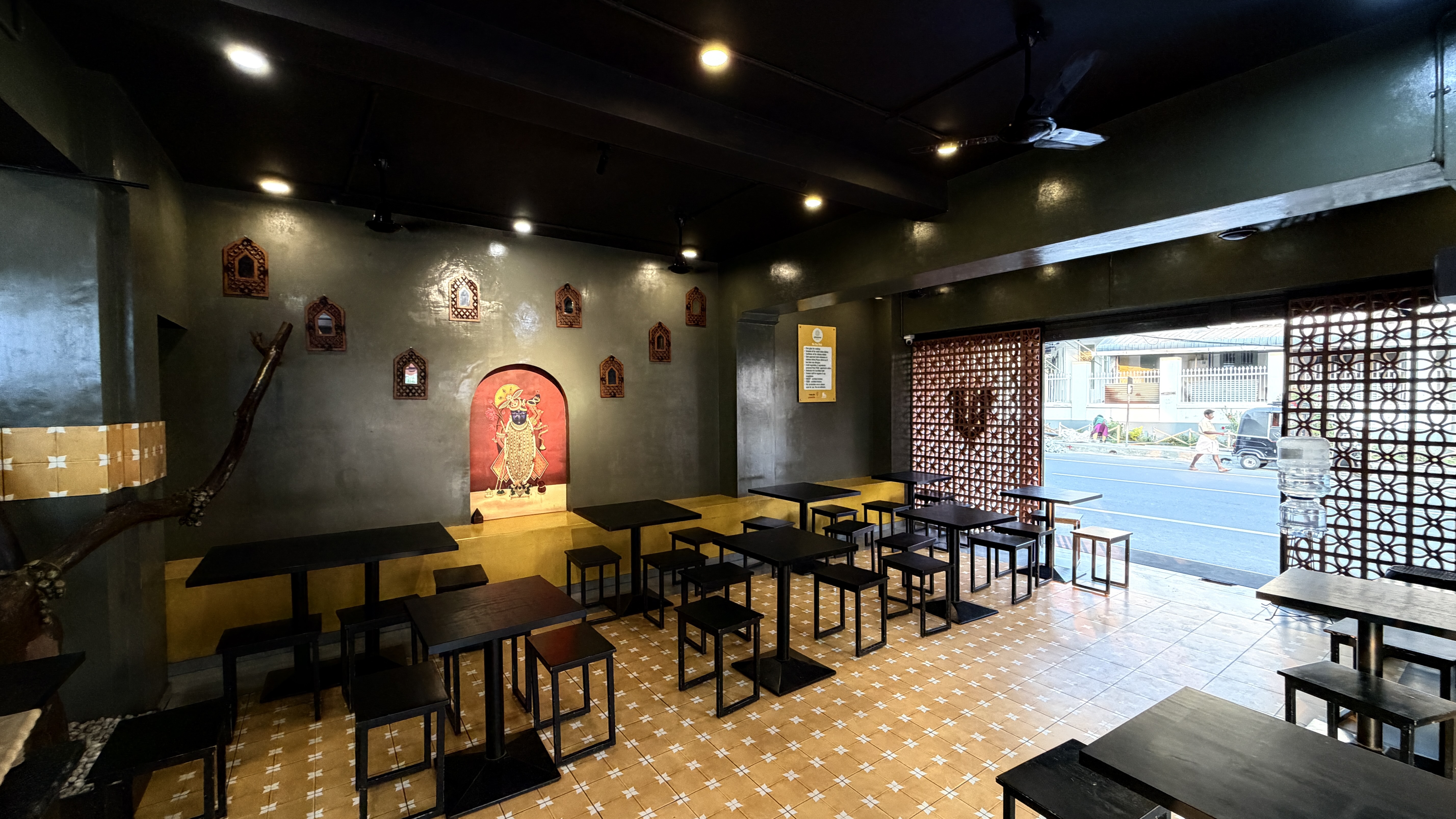 Sree Guruvayoor Tiffin